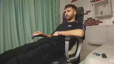 kyloeast — Cam4: ფოტოები და პროფილი