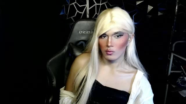 softspot2 – Chaturbate webkamerás modell