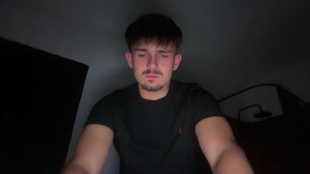 charlton-lee — Flirt4Freeのライブ配信モデル：写真・プロフィール