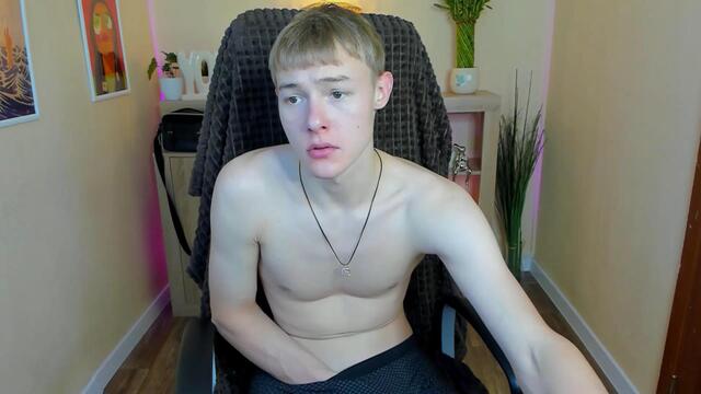 dominic-ayrton, webcammodel op Flirt4Free: foto's