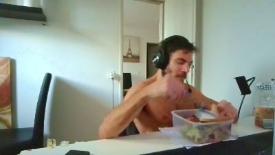 alpha_hunk (Cam4): nuotraukos, profilis