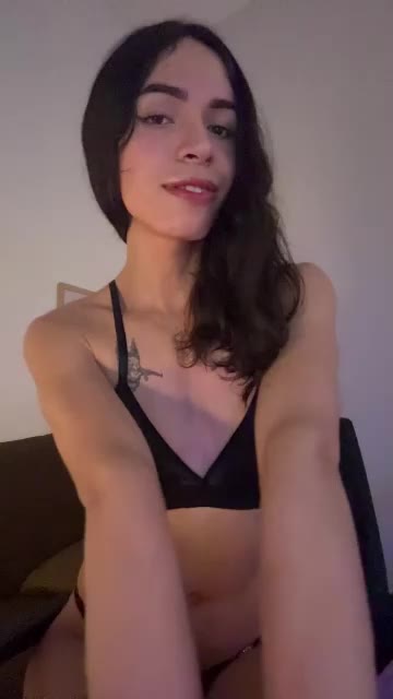 scarlett2026 – Webcam-Modell auf Chaturbate