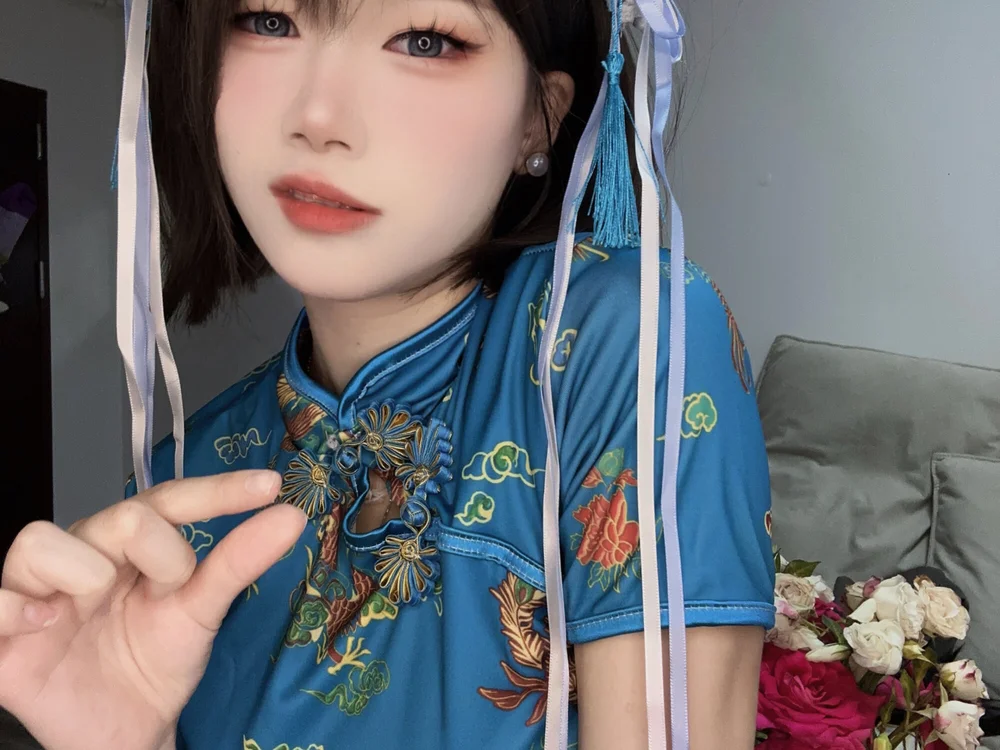 -XunMengLong- – Stripchat webkamerás modell