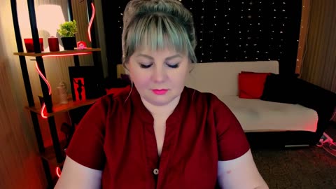Preview photo of webcam model crystaalstaar on BongaCams