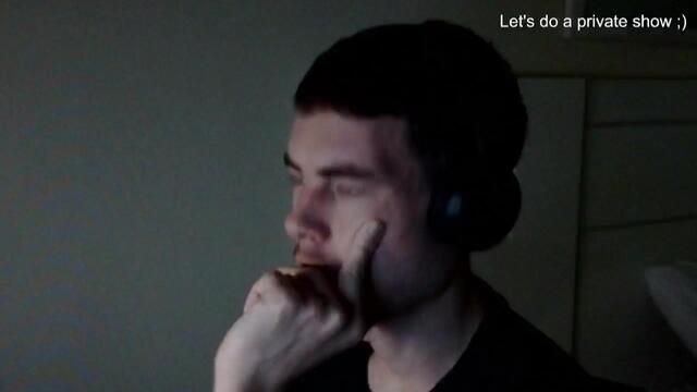 Preview photo of webcam model brent-shafter on Flirt4Free