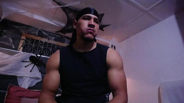 teddy-fit – Flirt4Free webkamerás modell