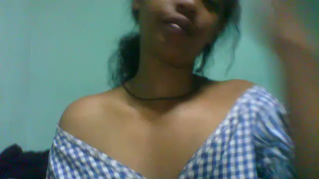 Preview photo of webcam model alyahkelly on Cam4