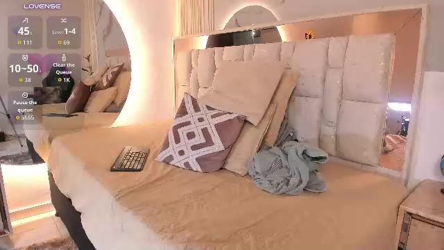 1naughty_milf — Chaturbate 直播模特:照片与资料