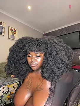 Honeycoco0211, webcammodell på Stripchat: bilder