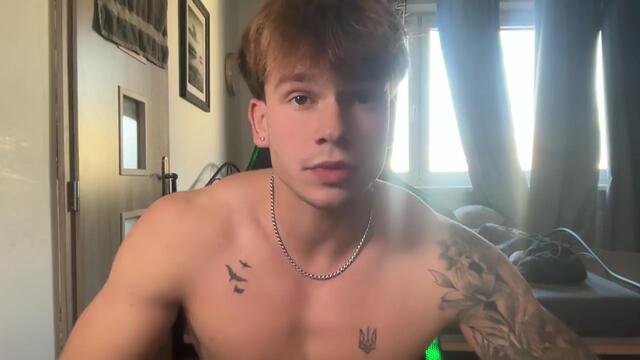 knox-savage: عارضة كاميرا ويب على Flirt4Free
