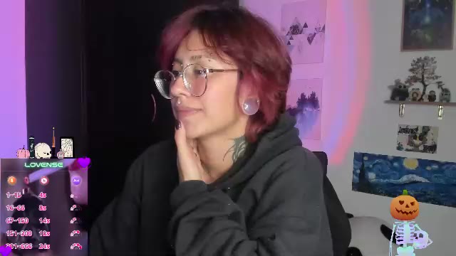 succubus_girl_, cam model su Chaturbate: foto