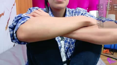 yourcuteneighbourr ב-BongaCams: תמונות ופרופיל