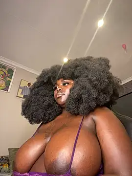 Honeycoco0211 (Stripchat): foto un profils