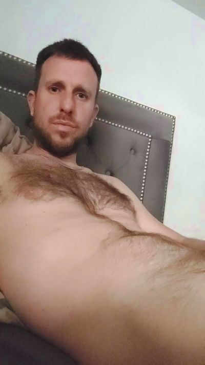 sertito3333 – уебкам модел в Cam4: снимки