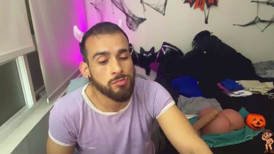 Preview photo of webcam model emanuell__ on Cam4
