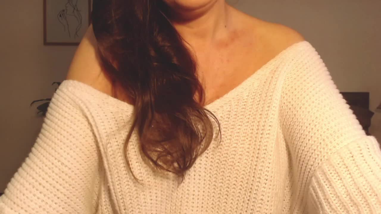 Preview photo of webcam model lutetia on XloveCam