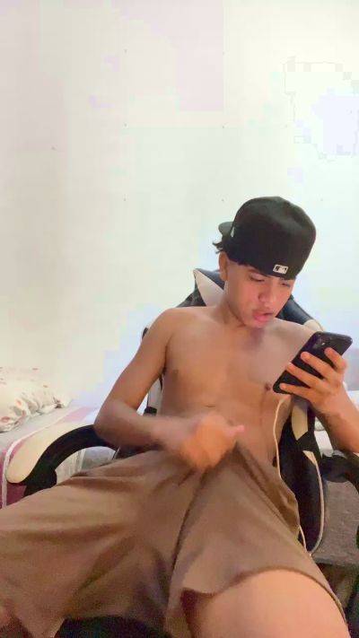 hot_boys18 — Cam4 वेबकैम मॉडल: फ़ोटो