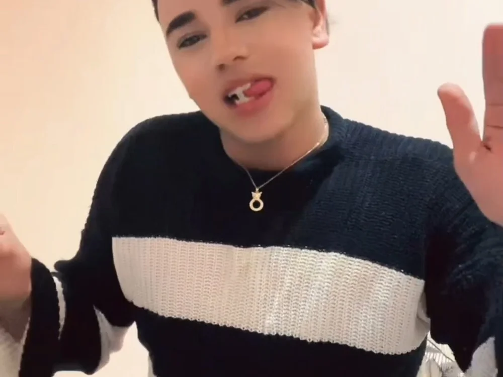 AGye123 — Stripchat वेबकैम मॉडल: फ़ोटो