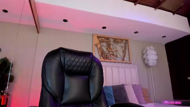 _sofia_cruz, modelo webcam de Chaturbate: fotos