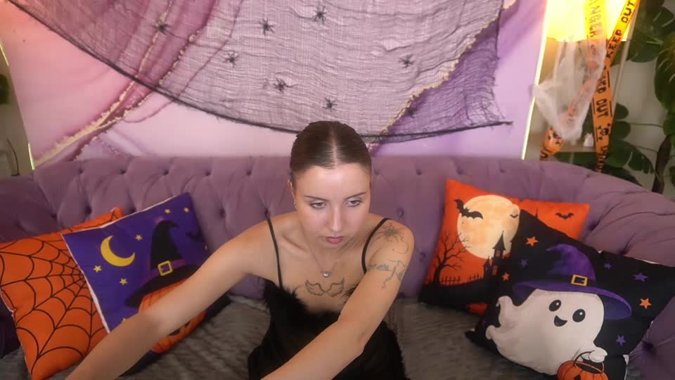 Preview photo of webcam model verawest on XloveCam