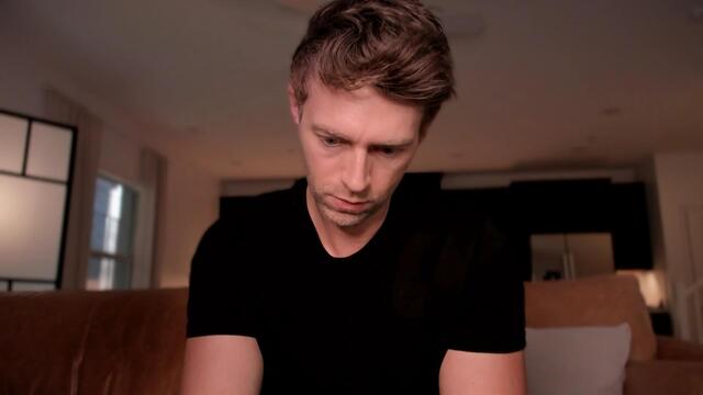 Preview photo of webcam model blake-summers on Flirt4Free