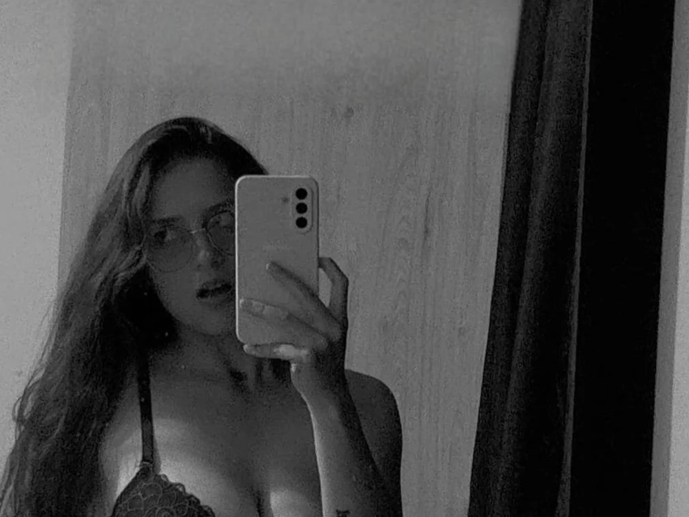 Sofysoul, model webcam de Stripchat: fotos