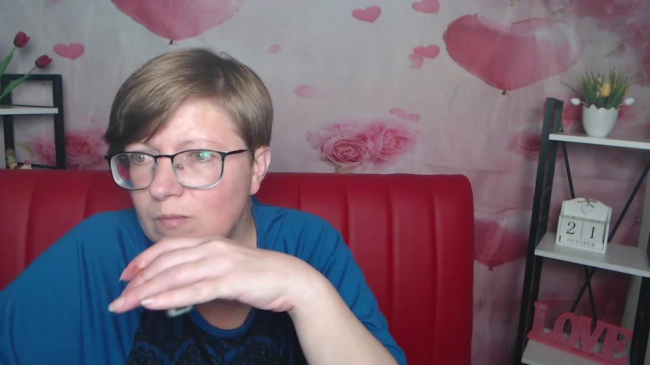 radachudna – XloveCam webkamerás modell