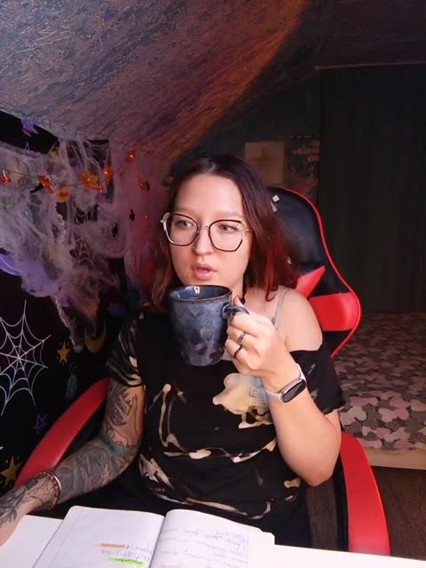 rosia-guess — BongaCams वेबकैम मॉडल: फ़ोटो