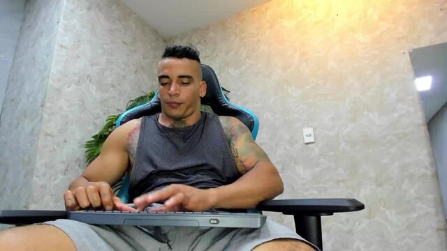 joseph-core (Flirt4Free): nuotraukos, profilis