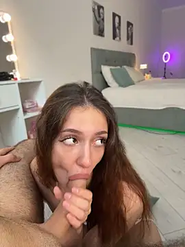 SugarOrni, modèle webcam Stripchat : photos