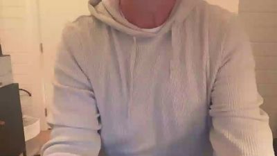 slowen2028 na Cam4: fotky a profil