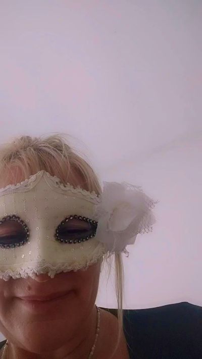 mikaymarce, modelo webcam do Cam4: fotos