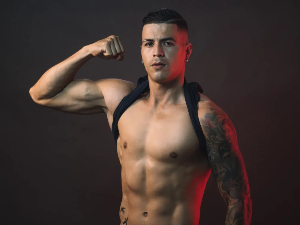 andres-clark92 — Stripchat ওয়েবক্যাম মডেল: ছবি
