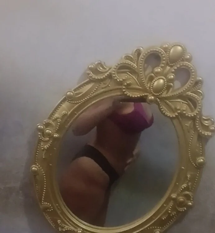 sereiaametista – Stripchat webkamerás modell