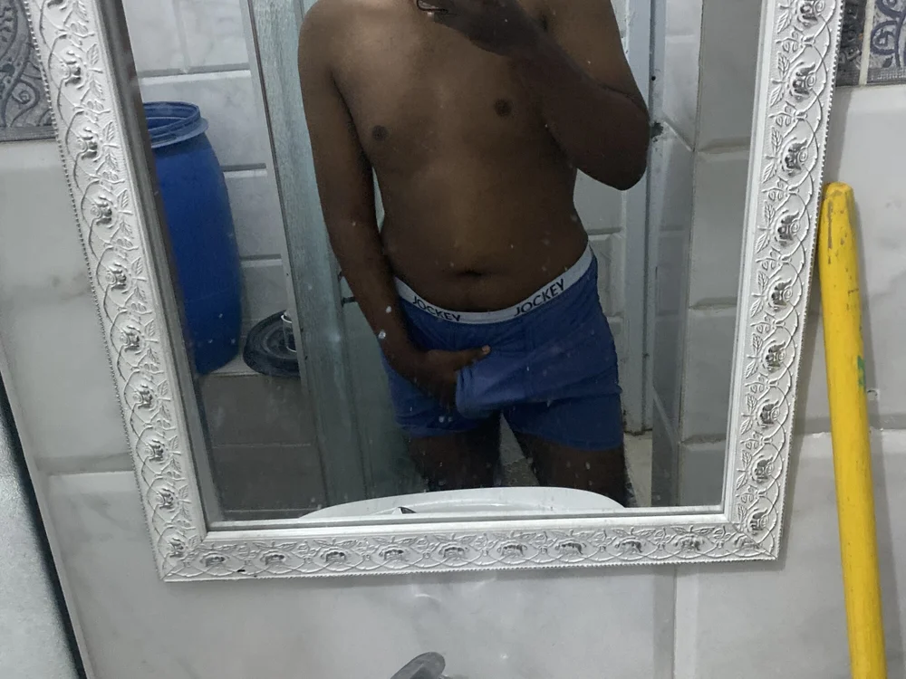 anubi0880, webcammodell på Stripchat: bilder