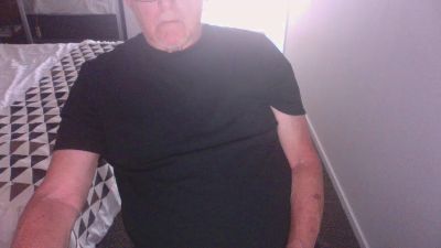 enzed na Cam4: fotky a profil