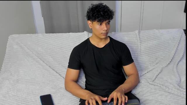 logan-jake — Flirt4Free वेबकैम मॉडल: फ़ोटो