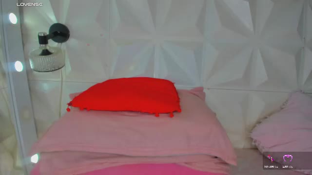kathalinaxvip, webcammodel på Chaturbate: fotos