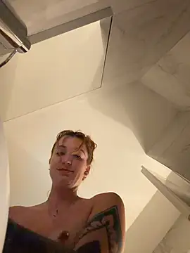 Laurahorney_xo — Stripchatのライブ配信モデル：写真・プロフィール