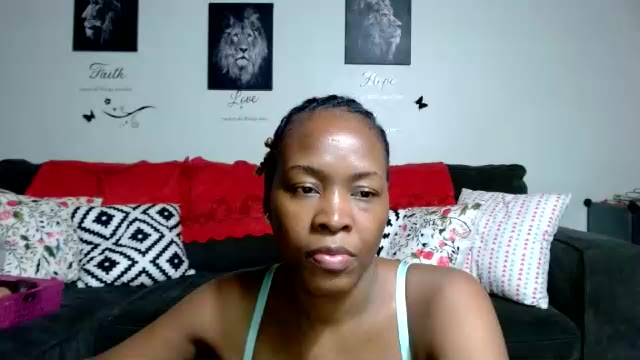 Preview photo of webcam model cocoscreamy on Chaturbate