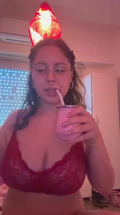 Preview photo of webcam model sweet_cute_rina on Cam4