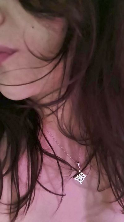 almapagana, μοντέλο webcam στο Cam4