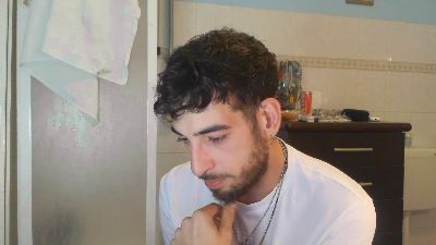 meastroboris95, webcammodel på Cam4: fotos