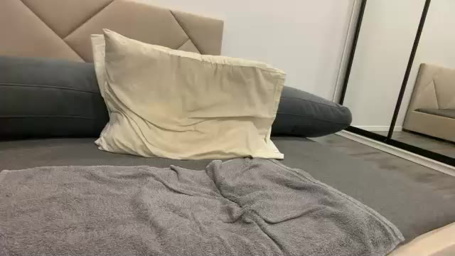 Preview photo of webcam model kiwigray on Chaturbate