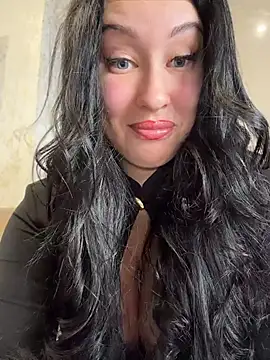 AdinaKan, webcammodel op Stripchat: foto's