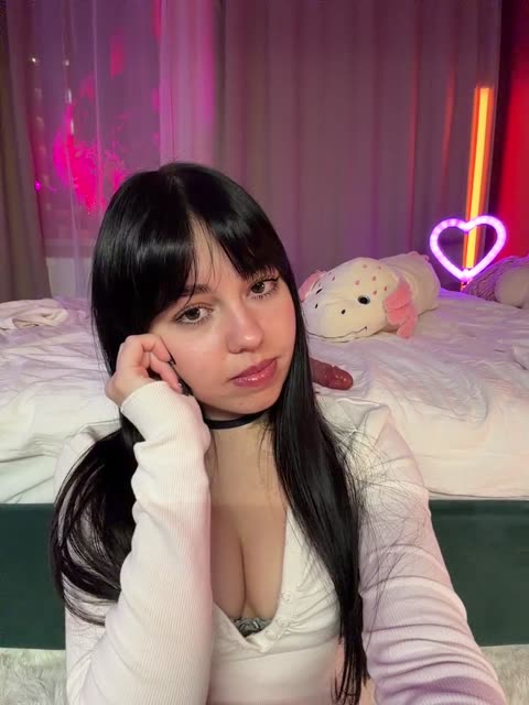 Preview photo of webcam model businkaa on BongaCams