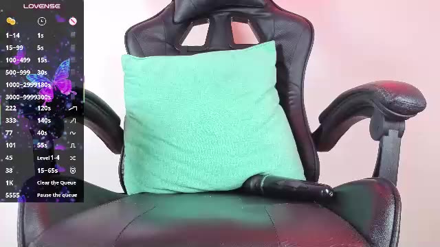 oriana_52 — Chaturbate वेबकैम मॉडल: फ़ोटो