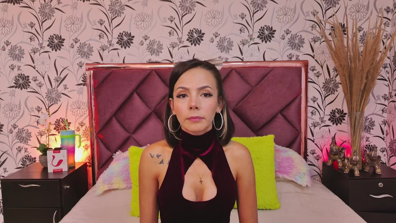 evelinluna di XloveCam: foto model webcam