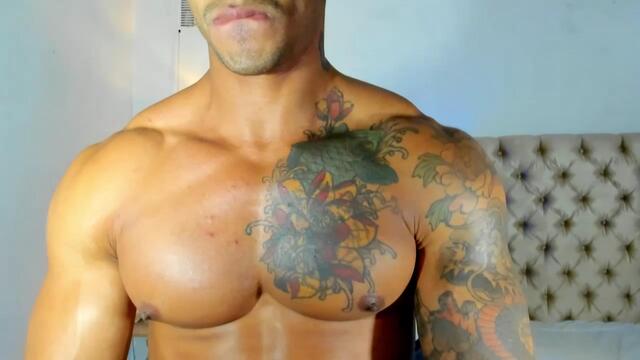 terry-manson: عارضة كاميرا ويب على Flirt4Free