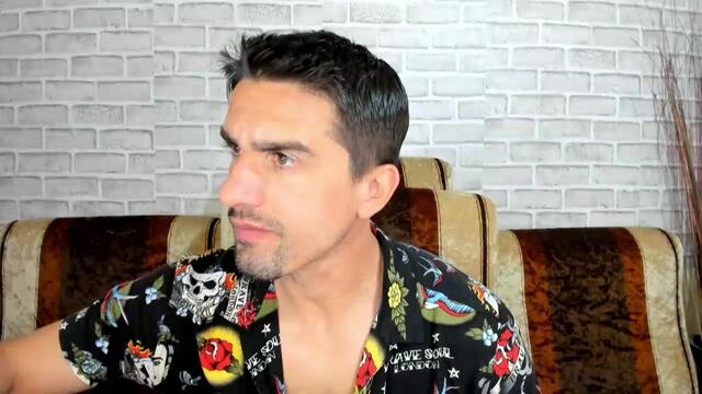 valter-hook: عارضة كاميرا ويب على Flirt4Free